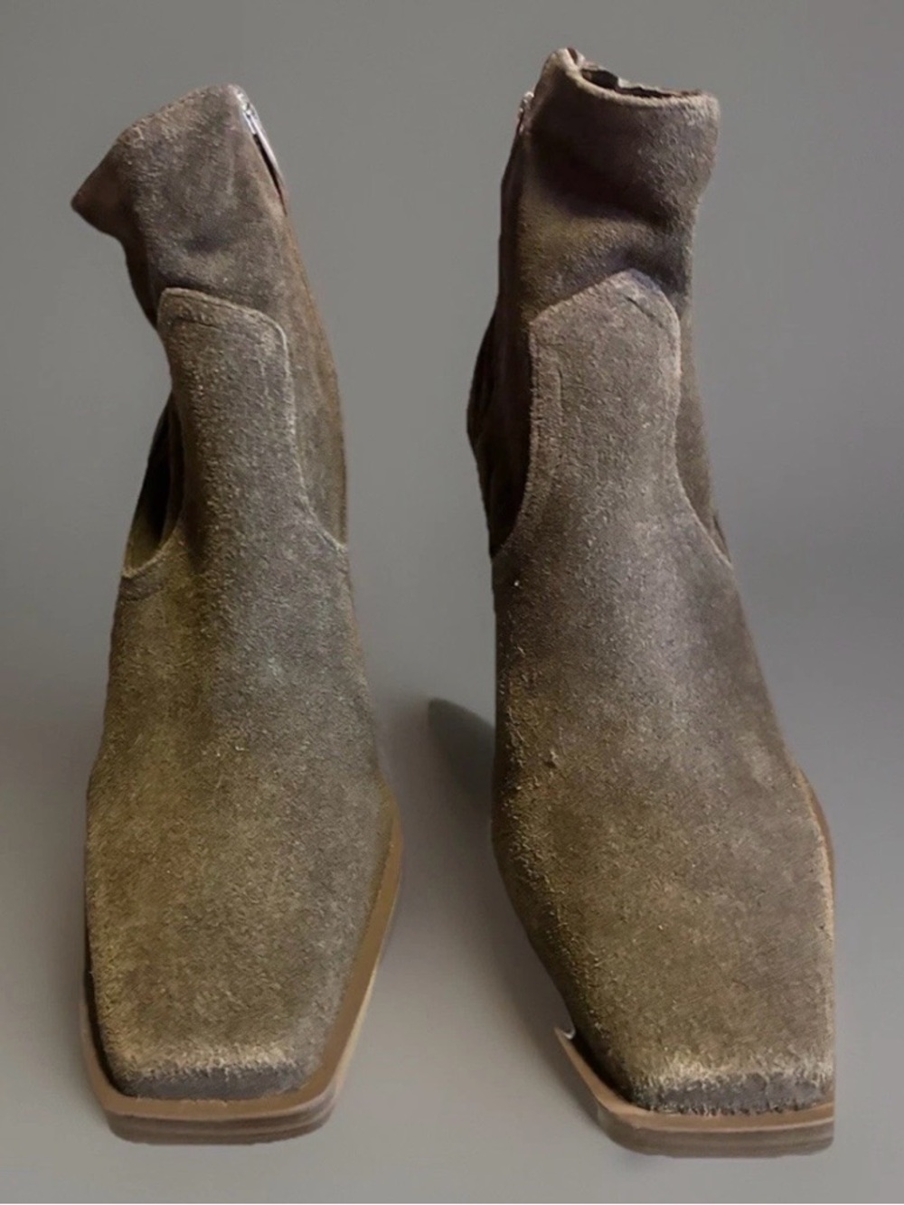 VINCE CAMUTO Amtinda Sable Suede Women’s Western Ankle Boot Sz 9.5 NWOB